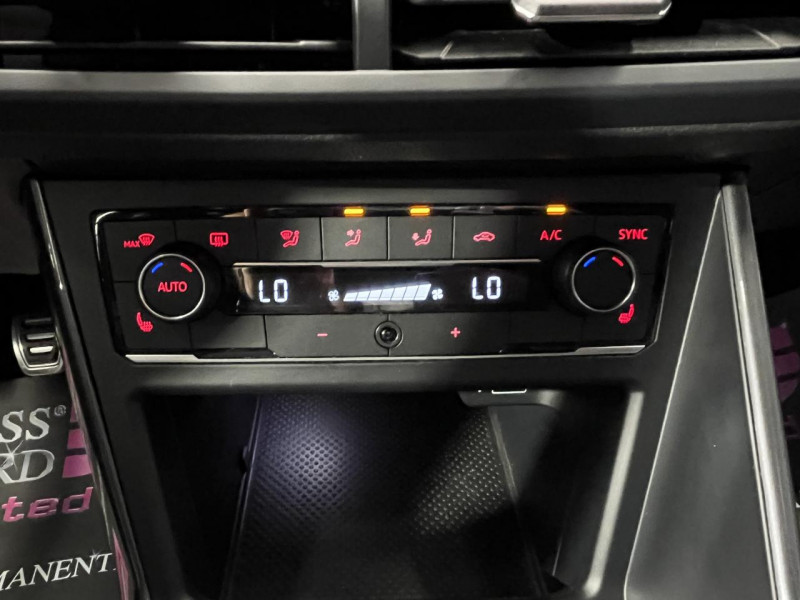 Photo 21 de l'offre de VOLKSWAGEN POLO 1.6 TDI 95 R-Line BVM  à 17490€ chez MKP Distribution