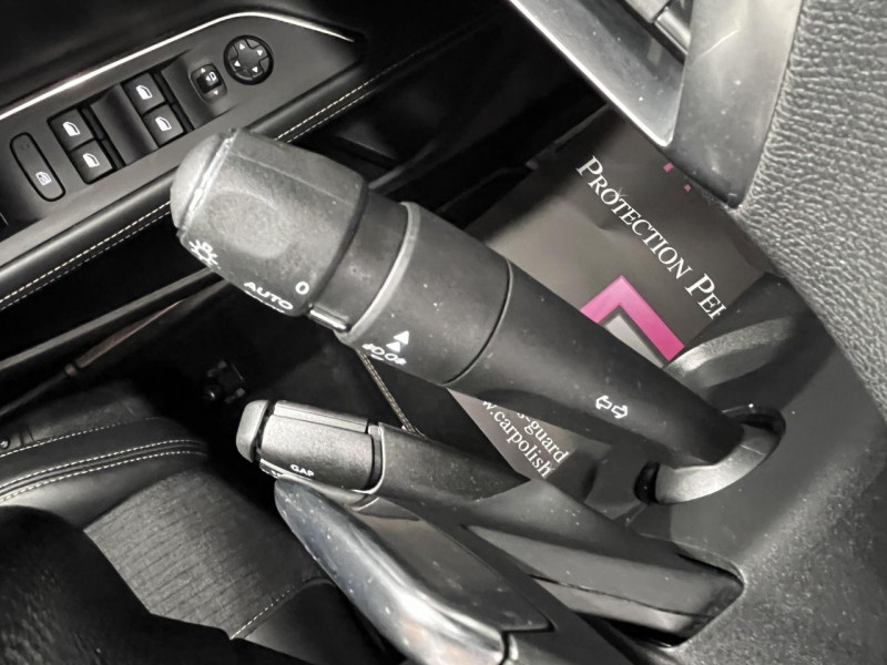 Photo 17 de l'offre de PEUGEOT 3008 1.5 BlueHDi 130 GT Line BVA à 17990€ chez MKP Distribution