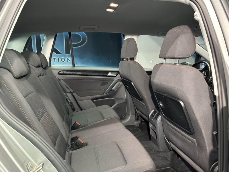 Photo 37 de l'offre de VOLKSWAGEN GOLF SPORTSVAN  1.2 TSI 110 Sound BVM à 13990€ chez MKP Distribution