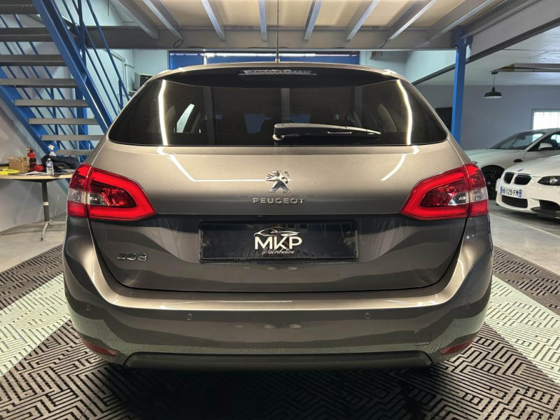 Photo 4 de l'offre de PEUGEOT 308 SW 1.5 BlueHDi 130 Allure Pack BVA à 13990€ chez MKP Distribution