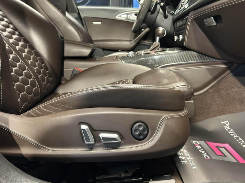 Photo 46 de l'offre de AUDI RS6 Performance 4.0 V8 TFSI  605 Tiptronic Quattro -  Akrapovic à 59990€ chez MKP Distribution