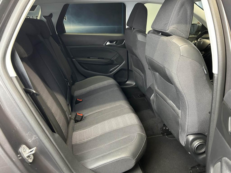 Photo 38 de l'offre de PEUGEOT 308 SW 1.5 BlueHDi 130 Allure Pack BVA à 13990€ chez MKP Distribution