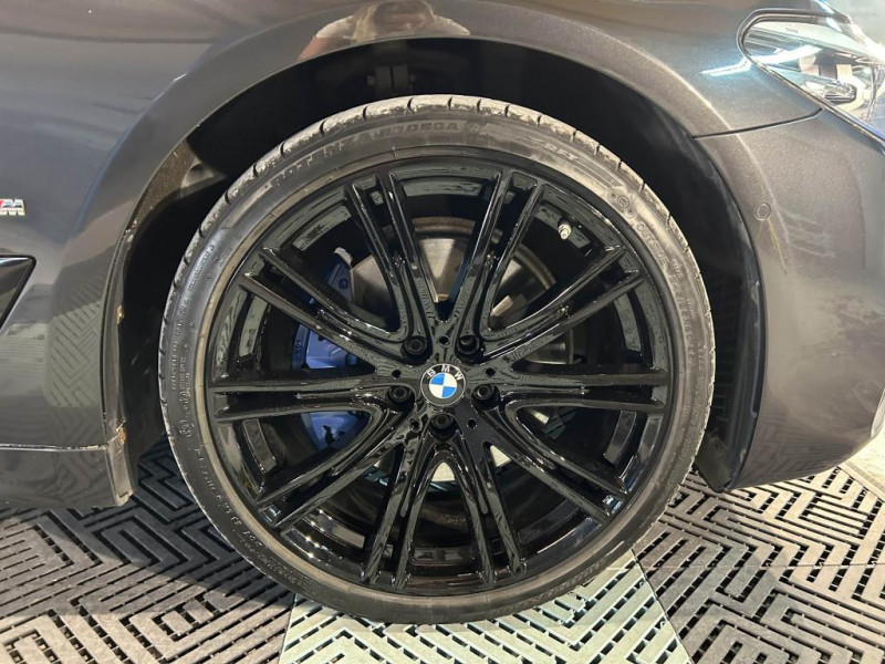 Photo 49 de l'offre de BMW SERIE 5 530e iPerformance 252  M Sport BVA à 26990€ chez MKP Distribution