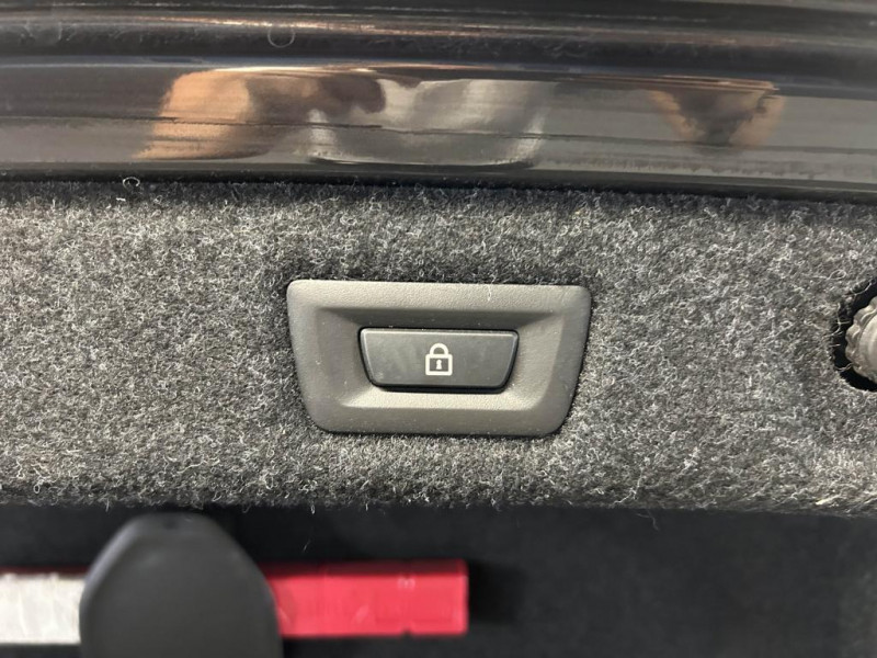 Photo 9 de l'offre de BMW SERIE 5 530e iPerformance 252  M Sport BVA à 26990€ chez MKP Distribution