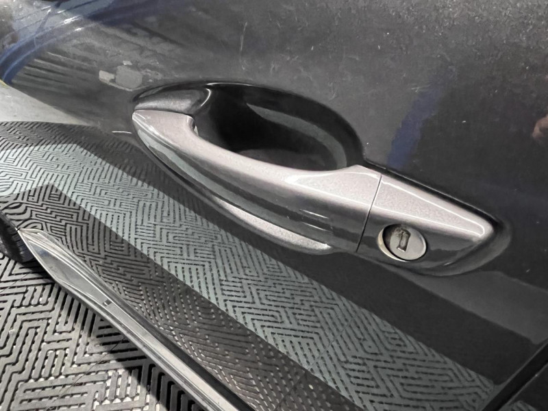 Photo 50 de l'offre de PEUGEOT 3008 1.5 BlueHDi 130 GT Line BVA à 17990€ chez MKP Distribution