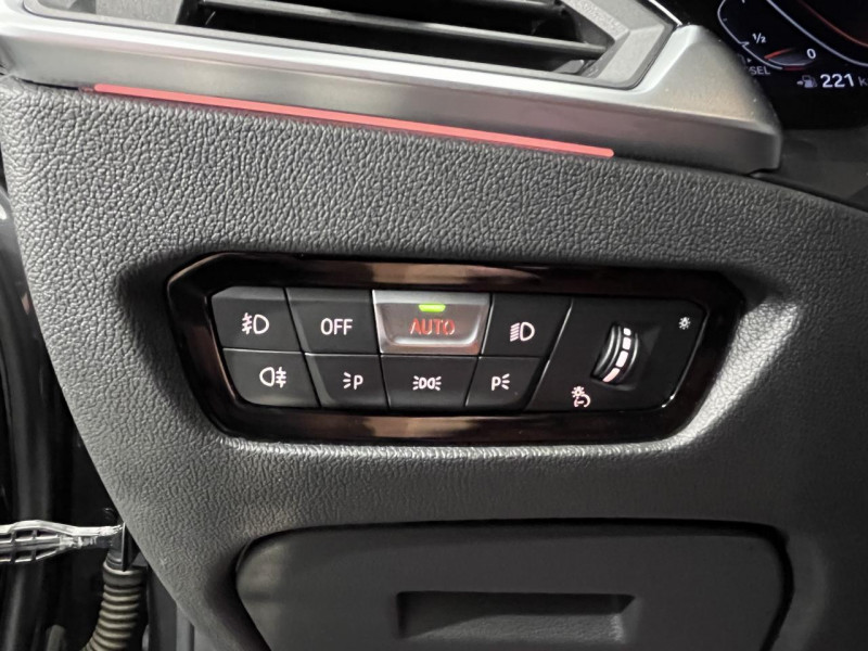 Photo 19 de l'offre de BMW serie 3 touring  Touring 320d xDrive 2.0 190 Luxury BVA à 27490€ chez MKP Distribution