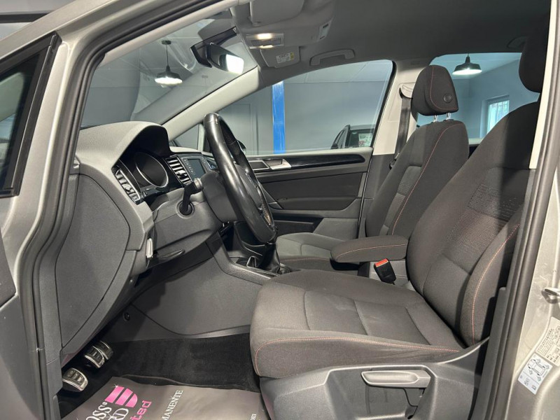 Photo 28 de l'offre de VOLKSWAGEN GOLF SPORTSVAN  1.2 TSI 110 Sound BVM à 13990€ chez MKP Distribution