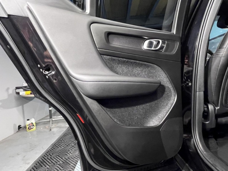 Photo 34 de l'offre de VOLVO XC40 1.5 T3 163 Momentum BVM6 à 21990€ chez MKP Distribution
