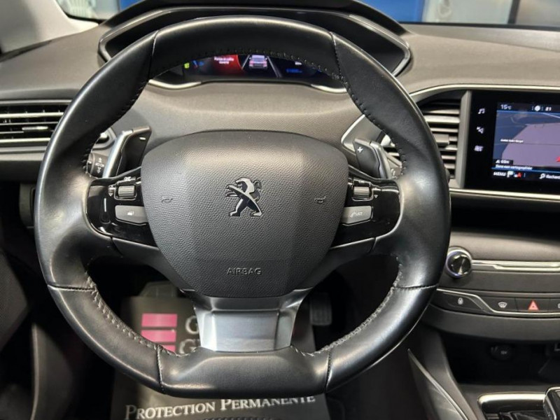 Photo 11 de l'offre de PEUGEOT 308 SW 1.5 BlueHDi 130 Allure Pack BVA à 13990€ chez MKP Distribution