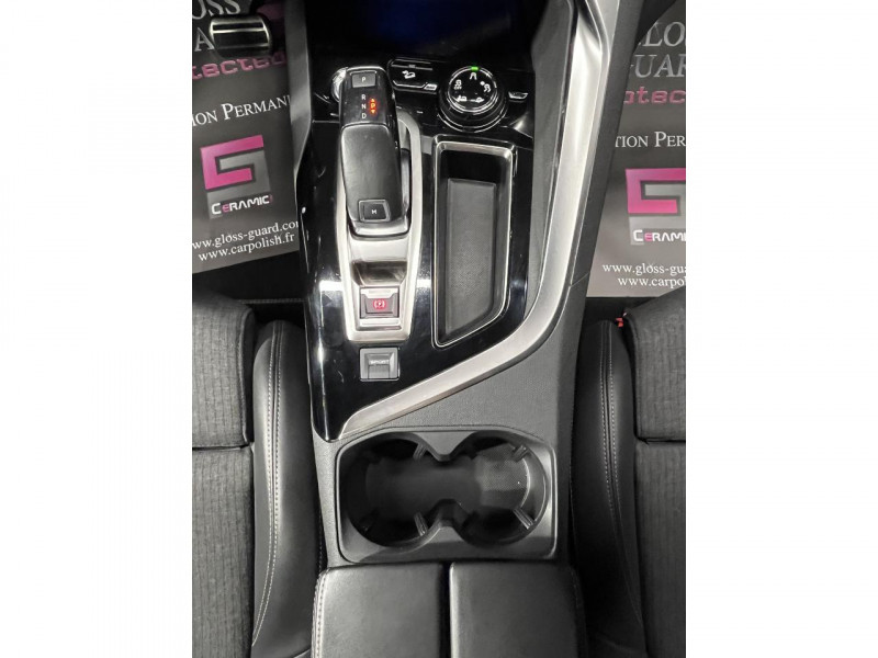 Photo 24 de l'offre de PEUGEOT 3008 1.5 BlueHDi 130 GT Line BVA à 17990€ chez MKP Distribution