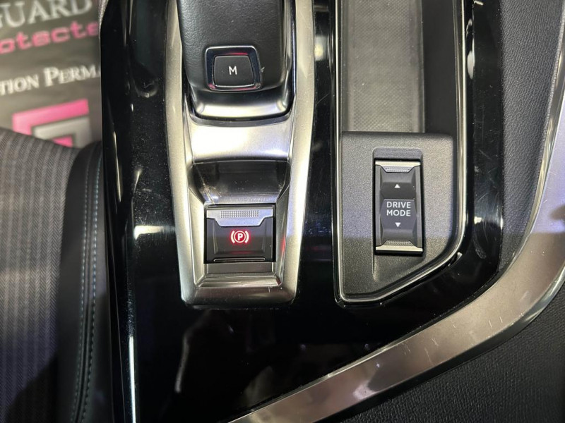 Photo 28 de l'offre de PEUGEOT 3008 1.5 BlueHDi 130 Allure Pack BVA à 20990€ chez MKP Distribution