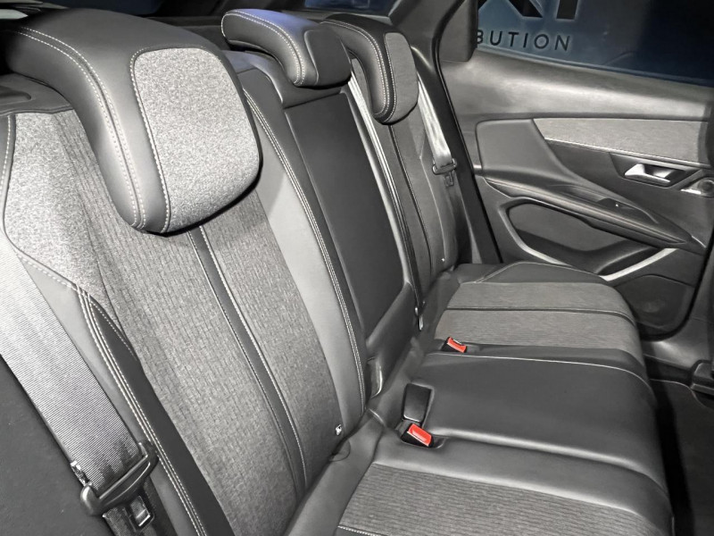 Photo 39 de l'offre de PEUGEOT 3008 1.5 BlueHDi 130 GT Line BVA à 17990€ chez MKP Distribution