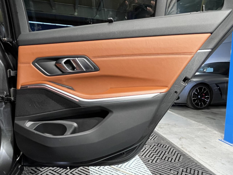 Photo 41 de l'offre de BMW serie 3 touring  Touring 320d xDrive 2.0 190 Luxury BVA à 27490€ chez MKP Distribution