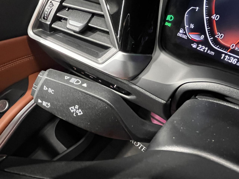 Photo 20 de l'offre de BMW serie 3 touring  Touring 320d xDrive 2.0 190 Luxury BVA à 27490€ chez MKP Distribution