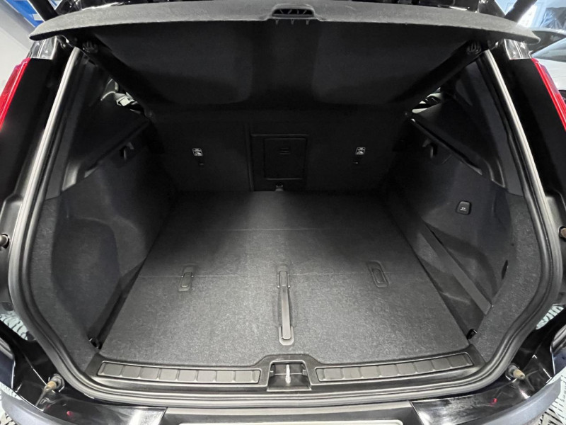 Photo 9 de l'offre de VOLVO XC40 1.5 T3 163 Momentum BVM6 à 21990€ chez MKP Distribution