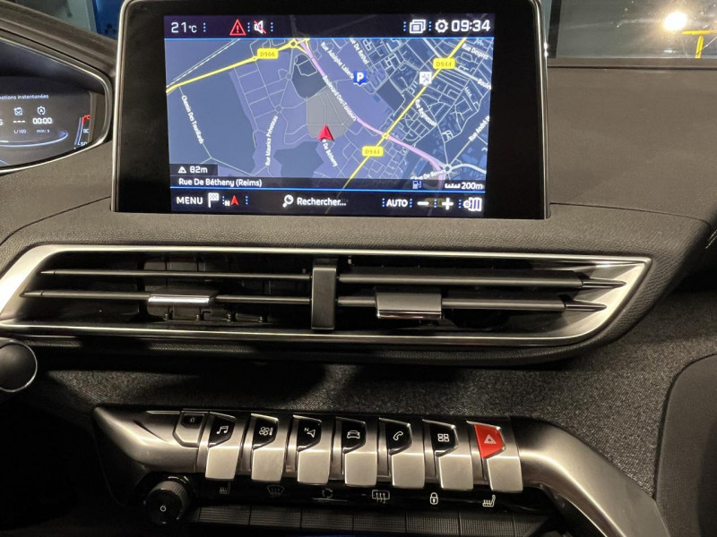 Photo 22 de l'offre de PEUGEOT 3008 1.5 BlueHDi 130 GT Line BVA à 17990€ chez MKP Distribution