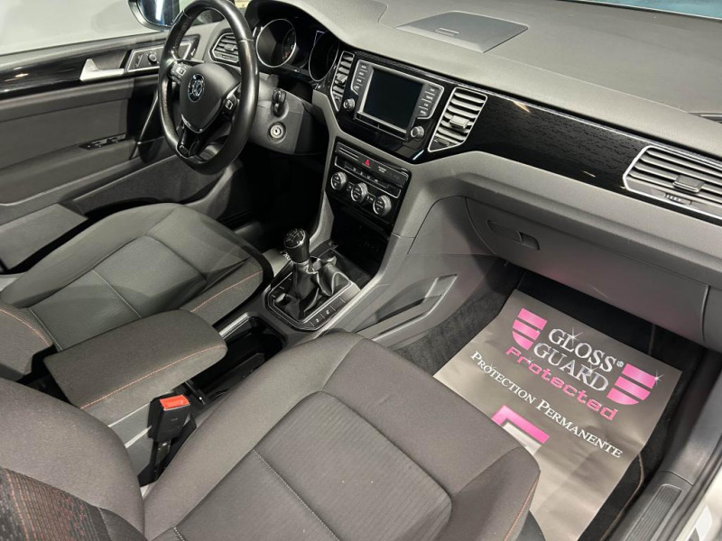 Photo 43 de l'offre de VOLKSWAGEN GOLF SPORTSVAN  1.2 TSI 110 Sound BVM à 13990€ chez MKP Distribution