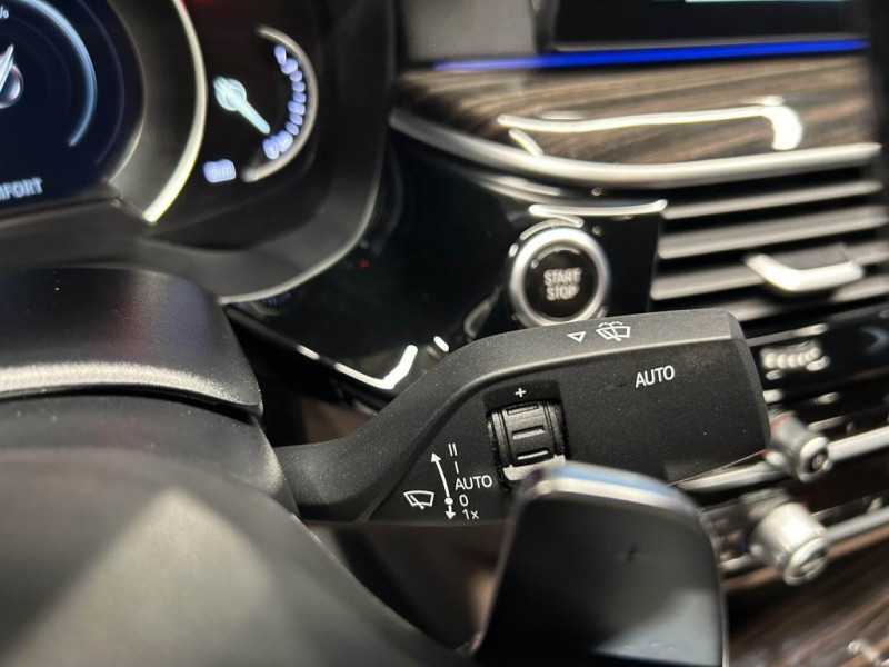 Photo 16 de l'offre de BMW SERIE 5 530e iPerformance 252  M Sport BVA à 26990€ chez MKP Distribution