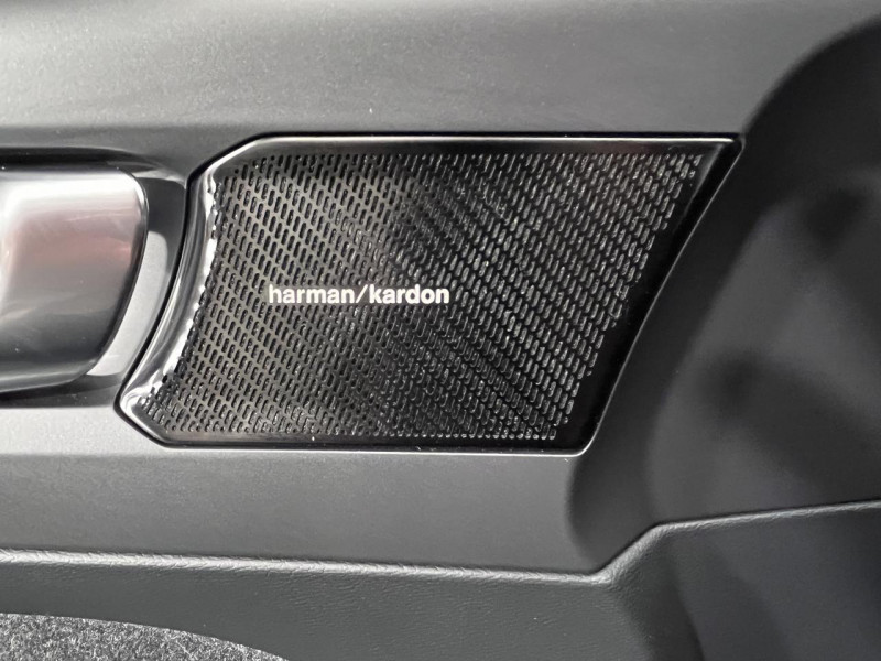 Photo 30 de l'offre de VOLVO XC40 1.5 T3 163 Momentum BVM6 à 21990€ chez MKP Distribution