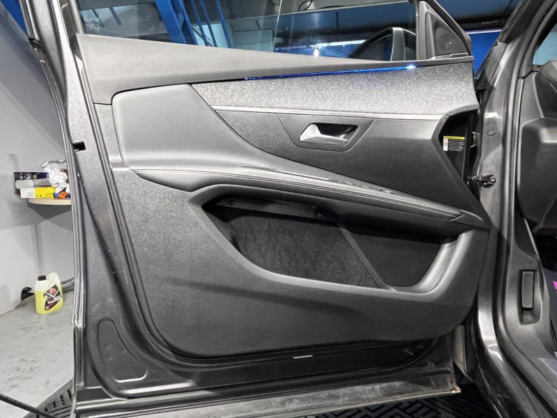 Photo 31 de l'offre de PEUGEOT 3008 1.5 BlueHDi 130 GT Line BVA à 17990€ chez MKP Distribution