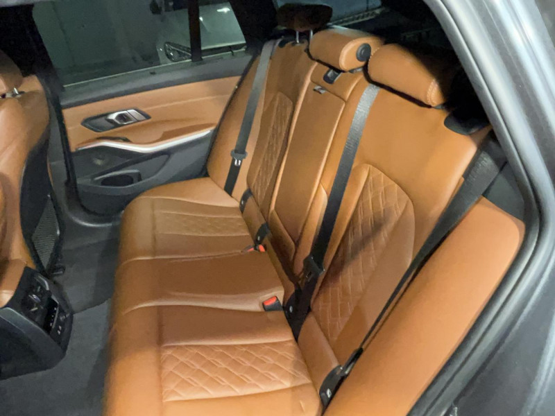 Photo 35 de l'offre de BMW serie 3 touring  Touring 320d xDrive 2.0 190 Luxury BVA à 27490€ chez MKP Distribution