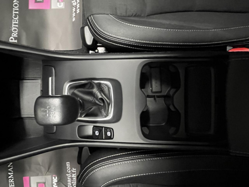 Photo 23 de l'offre de VOLVO XC40 1.5 T3 163 Momentum BVM6 à 21990€ chez MKP Distribution