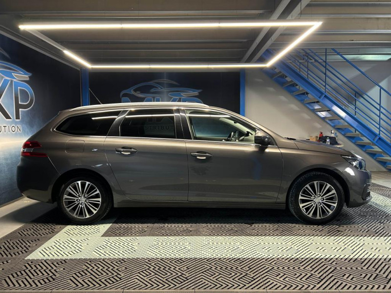 Photo 6 de l'offre de PEUGEOT 308 SW 1.5 BlueHDi 130 Allure Pack BVA à 13990€ chez MKP Distribution