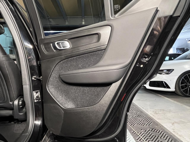 Photo 37 de l'offre de VOLVO XC40 1.5 T3 163 Momentum BVM6 à 21990€ chez MKP Distribution