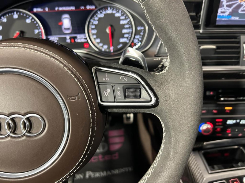 Photo 14 de l'offre de AUDI RS6 Performance 4.0 V8 TFSI  605 Tiptronic Quattro -  Akrapovic à 59990€ chez MKP Distribution
