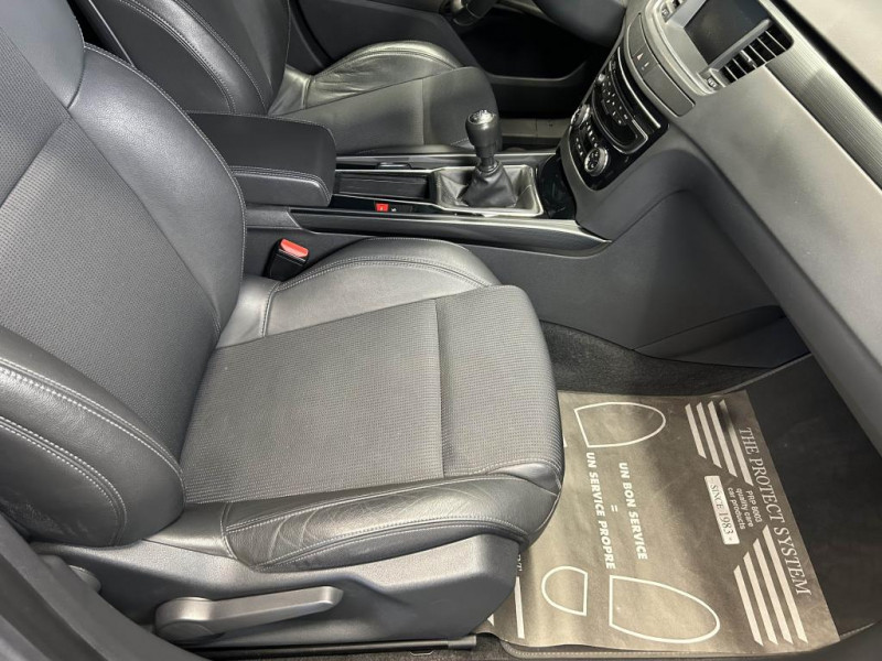 Photo 38 de l'offre de PEUGEOT 508  1.6 THP 165 Allure BVM à 10990€ chez MKP Distribution