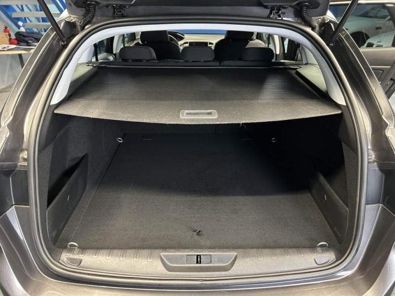 Photo 10 de l'offre de PEUGEOT 308 SW 1.5 BlueHDi 130 Allure Pack BVA à 13990€ chez MKP Distribution
