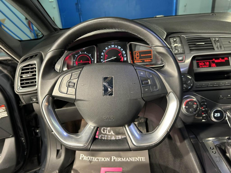 Photo 12 de l'offre de CITROEN DS5 1.6 THP 156 So Chic BVA à 14490€ chez MKP Distribution