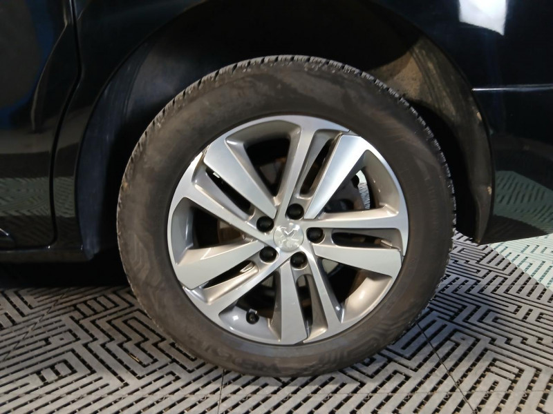 Photo 30 de l'offre de PEUGEOT TRAVELLER Compact 1.5 BlueHDi 120 BVM à 26990€ chez MKP Distribution