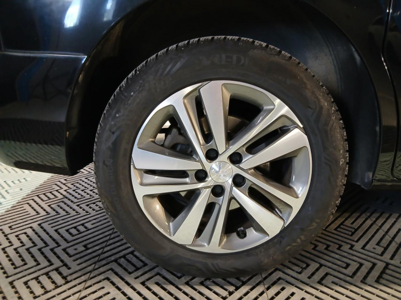 Photo 31 de l'offre de PEUGEOT TRAVELLER Compact 1.5 BlueHDi 120 BVM à 26990€ chez MKP Distribution