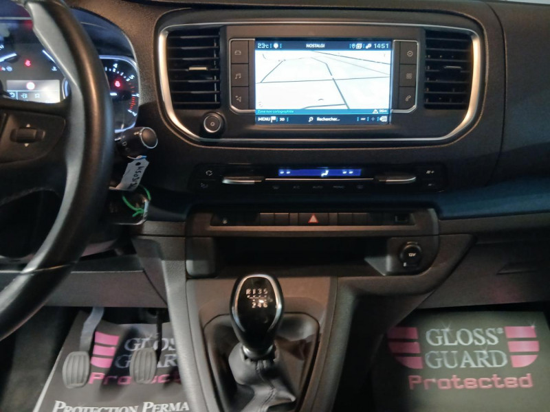 Photo 26 de l'offre de PEUGEOT TRAVELLER Compact 1.5 BlueHDi 120 BVM à 26990€ chez MKP Distribution