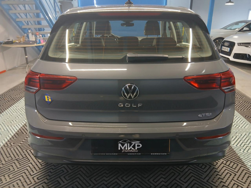 Photo 4 de l'offre de VOLKSWAGEN GOLF  1.5 eTSi 150 Life DSG - TVA à 22990€ chez MKP Distribution