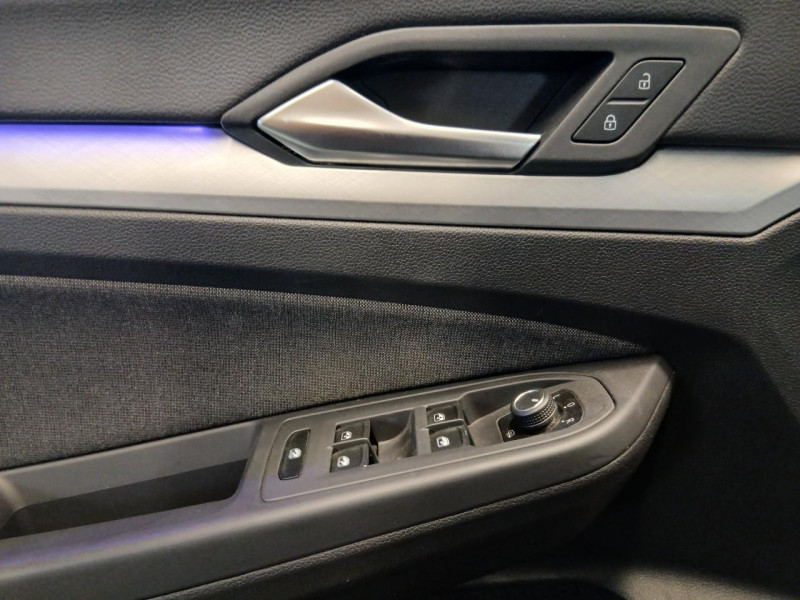 Photo 29 de l'offre de VOLKSWAGEN GOLF  1.5 eTSi 150 Life DSG - TVA à 22990€ chez MKP Distribution