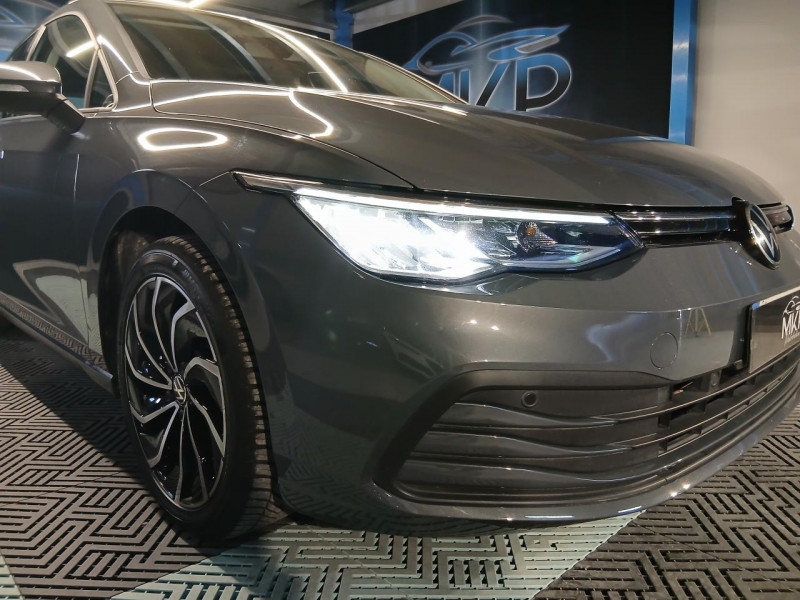 Photo 34 de l'offre de VOLKSWAGEN GOLF  1.5 eTSi 150 Life DSG - TVA à 22990€ chez MKP Distribution