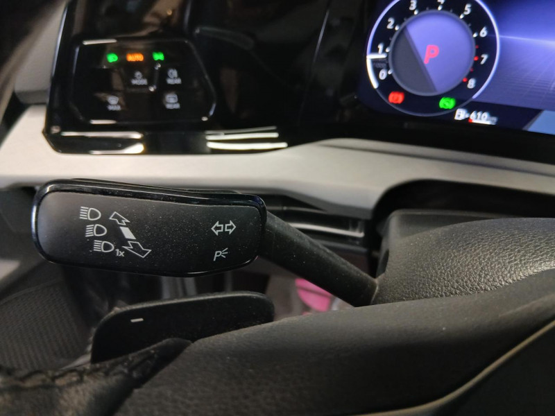 Photo 14 de l'offre de VOLKSWAGEN GOLF  1.5 eTSi 150 Life DSG - TVA à 22990€ chez MKP Distribution