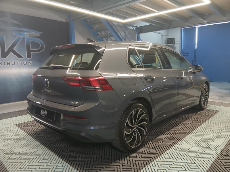 Photo 5 de l'offre de VOLKSWAGEN GOLF  1.5 eTSi 150 Life DSG - TVA à 22990€ chez MKP Distribution