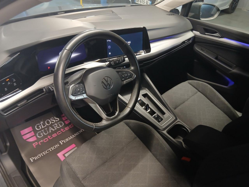Photo 22 de l'offre de VOLKSWAGEN GOLF  1.5 eTSi 150 Life DSG - TVA à 22990€ chez MKP Distribution