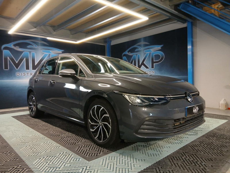 Photo 6 de l'offre de VOLKSWAGEN GOLF  1.5  eTSi 150 Life DSG - TVA à 24990€ chez MKP Distribution