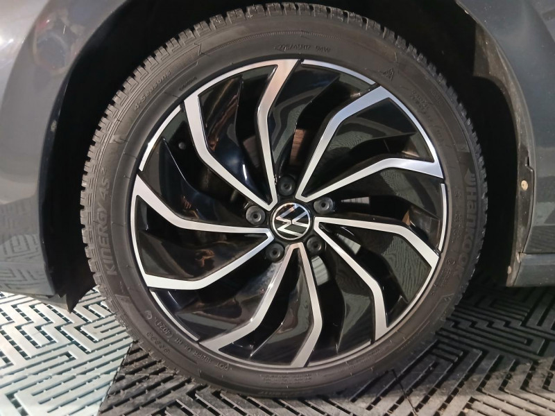 Photo 28 de l'offre de VOLKSWAGEN GOLF  1.5  eTSi 150 Life DSG - TVA à 24990€ chez MKP Distribution