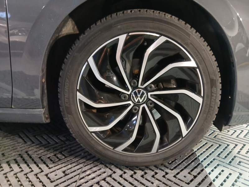 Photo 31 de l'offre de VOLKSWAGEN GOLF  1.5  eTSi 150 Life DSG - TVA à 24990€ chez MKP Distribution