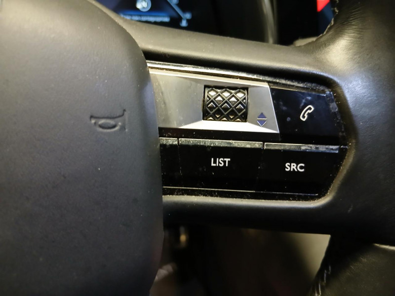 Photo 13 de l'offre de DS DS 7 CROSSBACK 1.5 BlueHDi 130  Rivoli BVM à 17990€ chez MKP Distribution