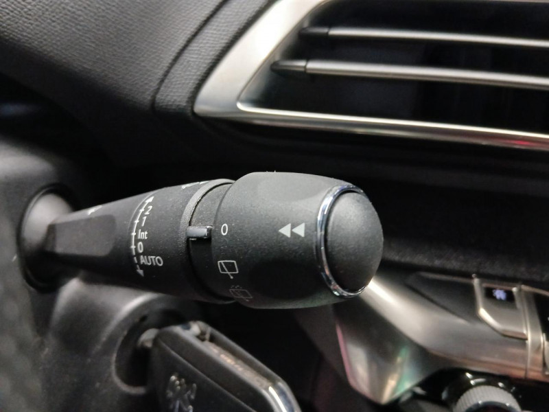 Photo 14 de l'offre de PEUGEOT 3008  1.6 BlueHDi 115 Gt Line BVM à 17490€ chez MKP Distribution