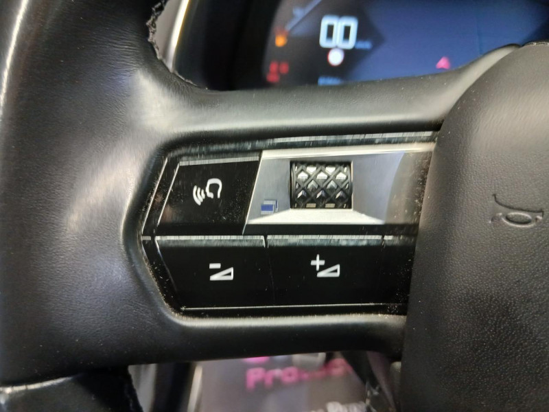 Photo 12 de l'offre de DS DS 7 CROSSBACK 1.5 BlueHDi 130  Rivoli BVM à 17990€ chez MKP Distribution