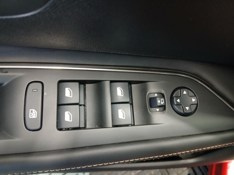 Photo 26 de l'offre de PEUGEOT 3008  1.6 BlueHDi 115 Gt Line BVM à 17490€ chez MKP Distribution