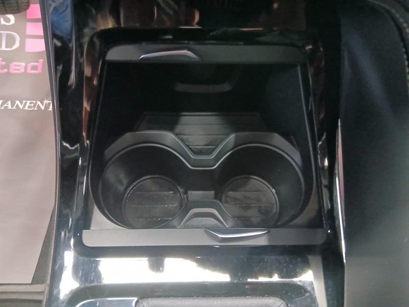 Photo 16 de l'offre de BMW X1 sDrive 18i 140 DKG  xLine à 24490€ chez MKP Distribution