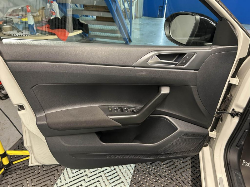 Photo 29 de l'offre de VOLKSWAGEN TAIGO  1.0 TSI 110 R-Line DSG7 à 19990€ chez MKP Distribution